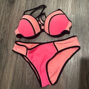 Vintage Victorias Secret color block low rise bikini
